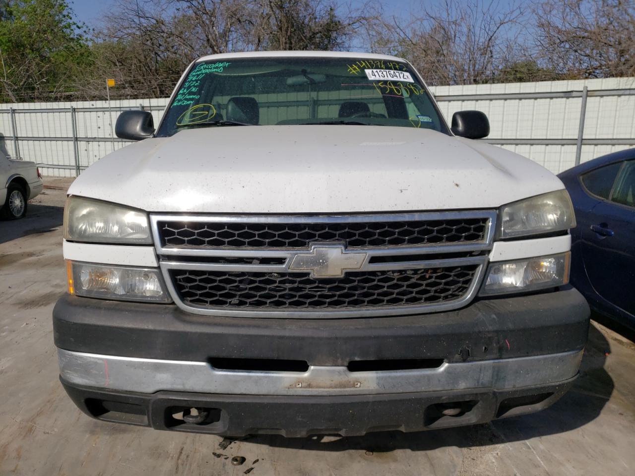 Photo 9 from auction – 2007 CHEVROLET SILVERADO with VIN 1GCHC24U57E158382