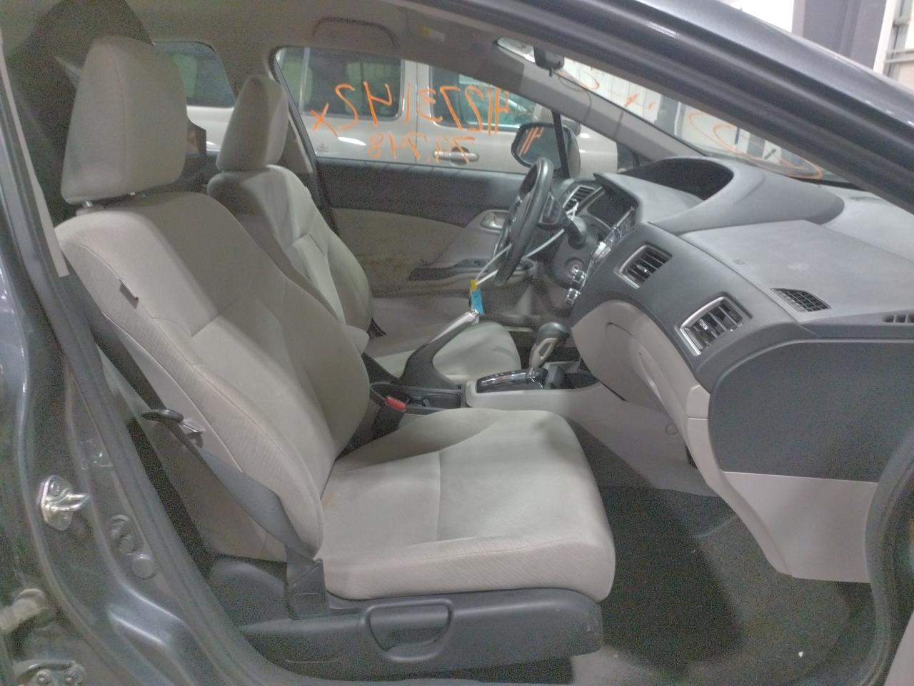 Photo 20 from auction – 2013 HONDA CIVIC LX with VIN 19XFB2F52DE088761