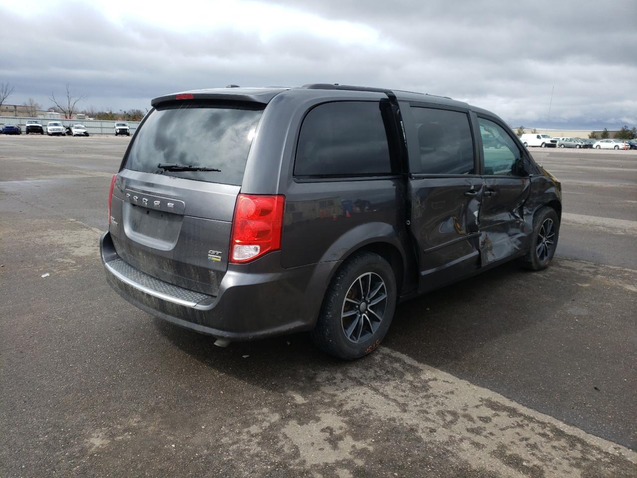 Photo 4 from auction – 2017 DODGE GRAND CARA with VIN 2C4RDGEG4HR740520