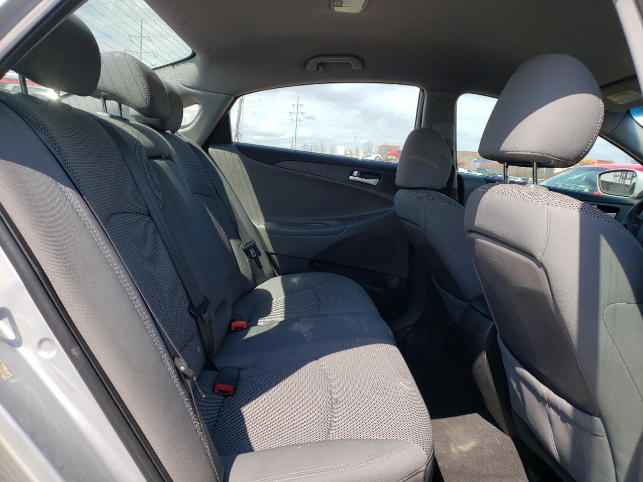 Photo 6 from auction – 2011 HYUNDAI SONATA GLS with VIN 5NPEB4AC8BH078614