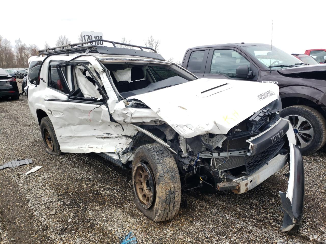 Photo 1 from auction – 2017 TOYOTA 4RUNNER SR with VIN JTEBU5JR1H5482351