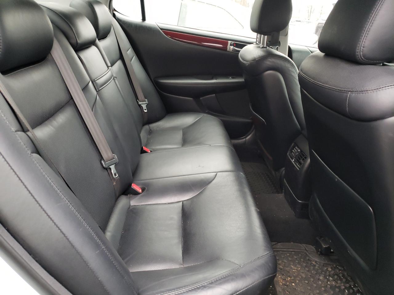 Photo 6 from auction – 2005 LEXUS ES 330 with VIN JTHBA30G255133484