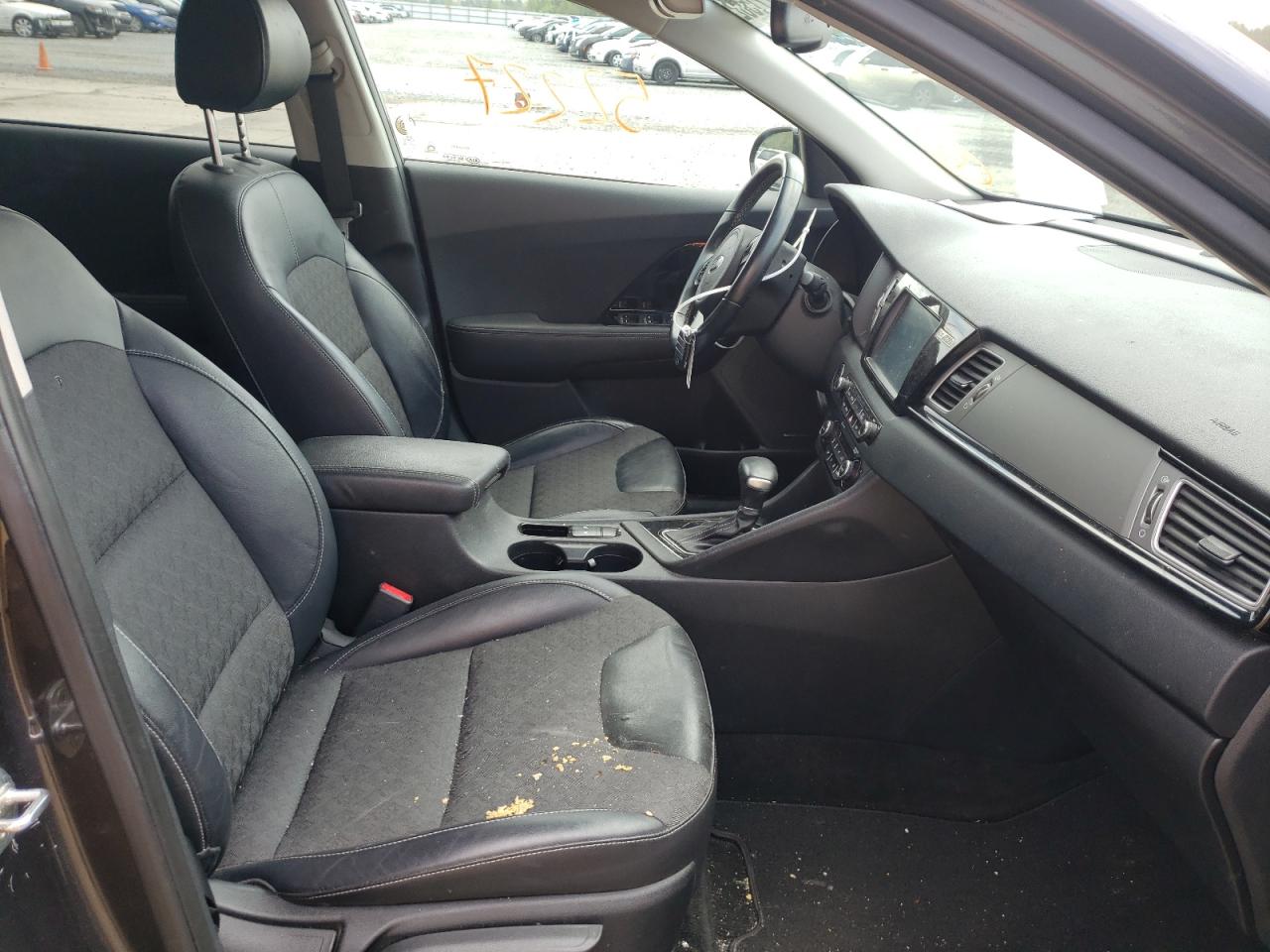 Photo 5 from auction – 2018 KIA NIRO EX with VIN KNDCC3LC5J5135524