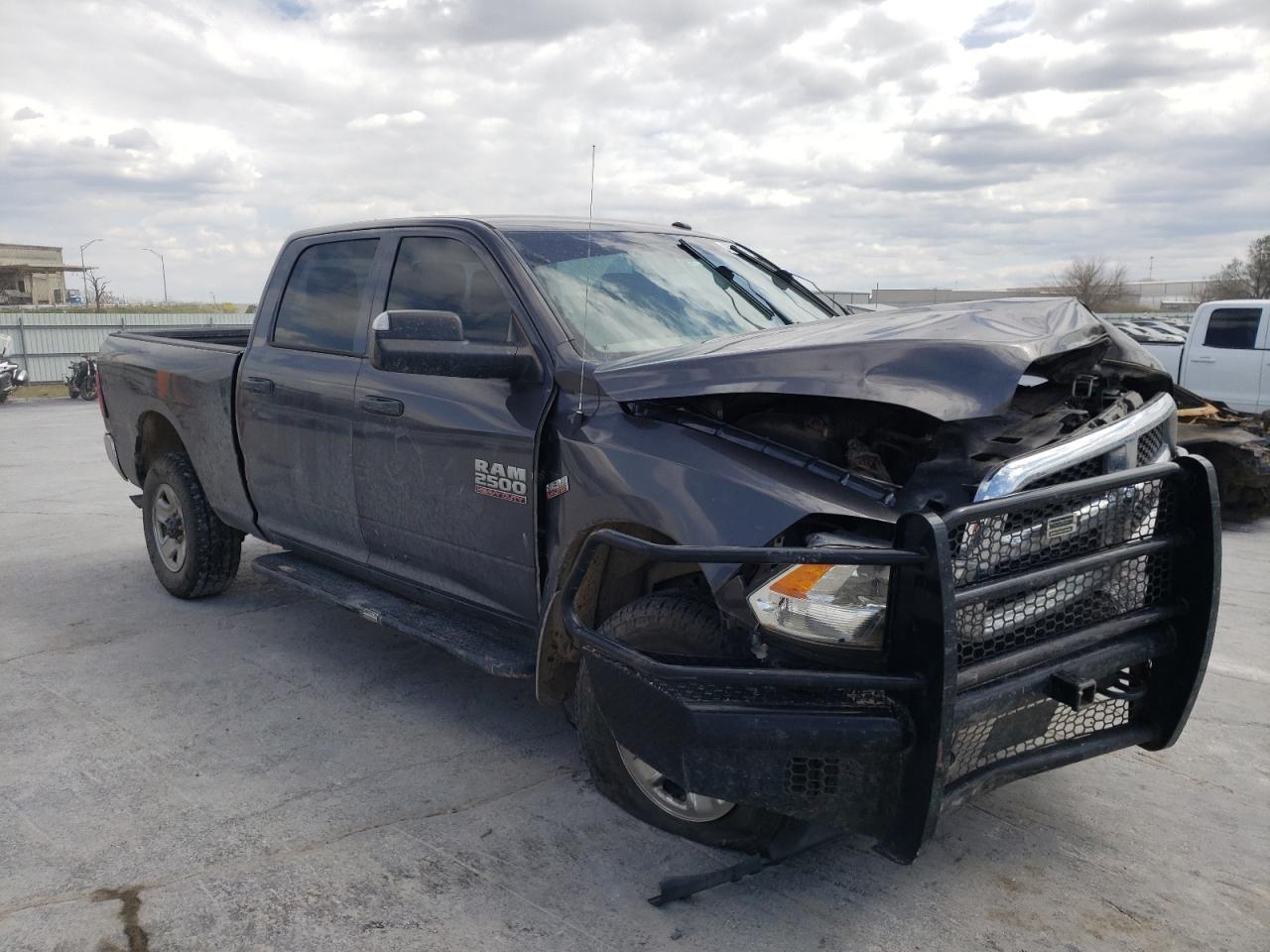 RAM 2500 ST 2015 with VIN 3C6UR5CJ4FG558132 - Photo from auction