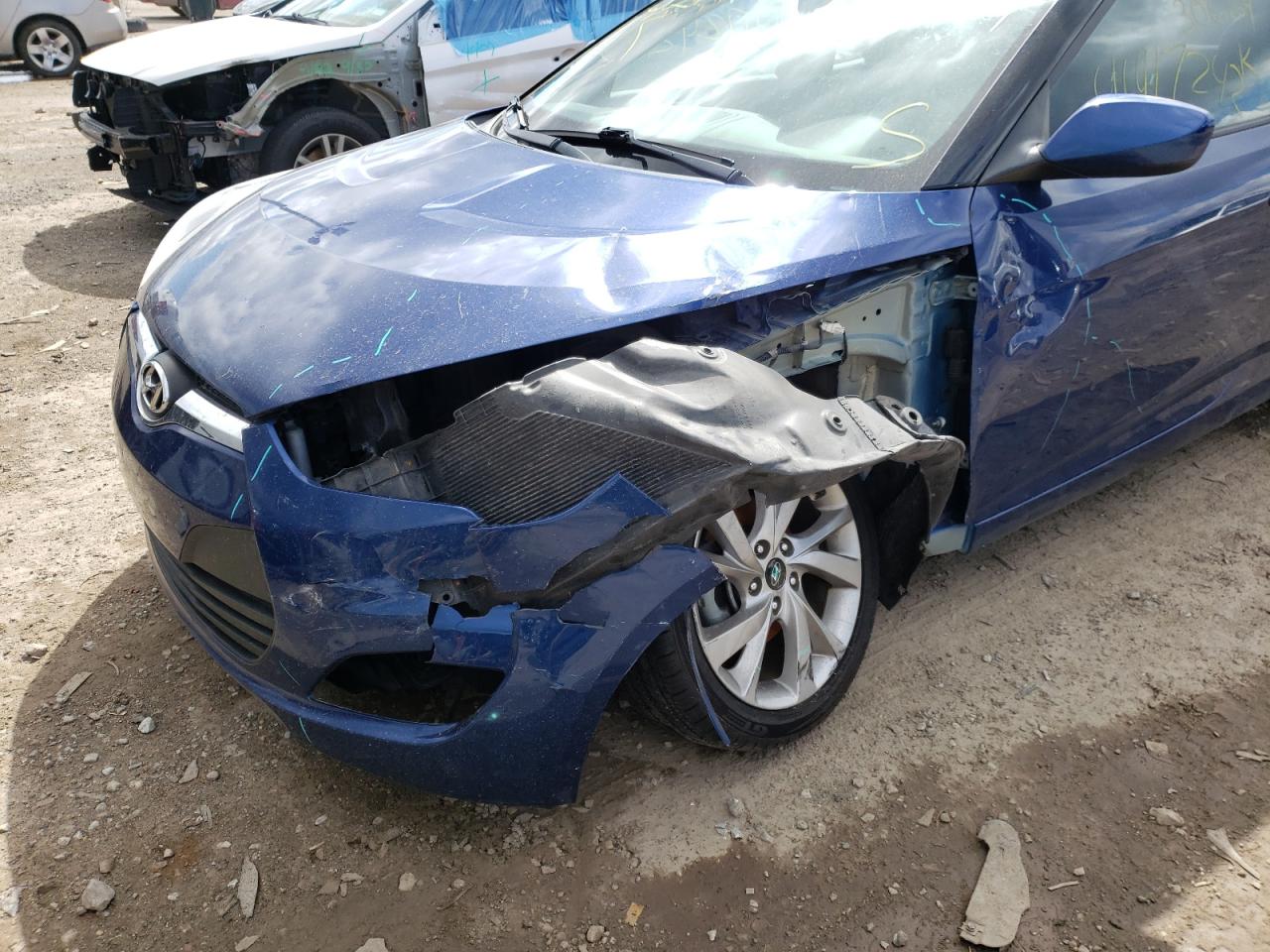 Photo 9 from auction – 2017 HYUNDAI VELOSTER with VIN KMHTC6AD3HU306764