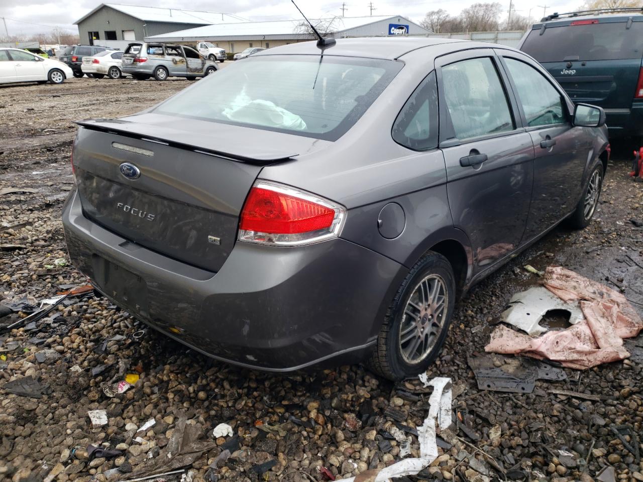 Photo 4 from auction – 2010 FORD FOCUS SE with VIN 1FAHP3FN2AW122995