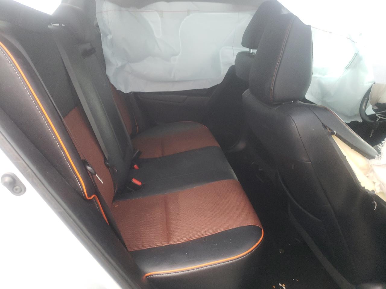 Photo 6 from auction – 2019 TOYOTA COROLLA L with VIN 2T1BURHE4KC133323