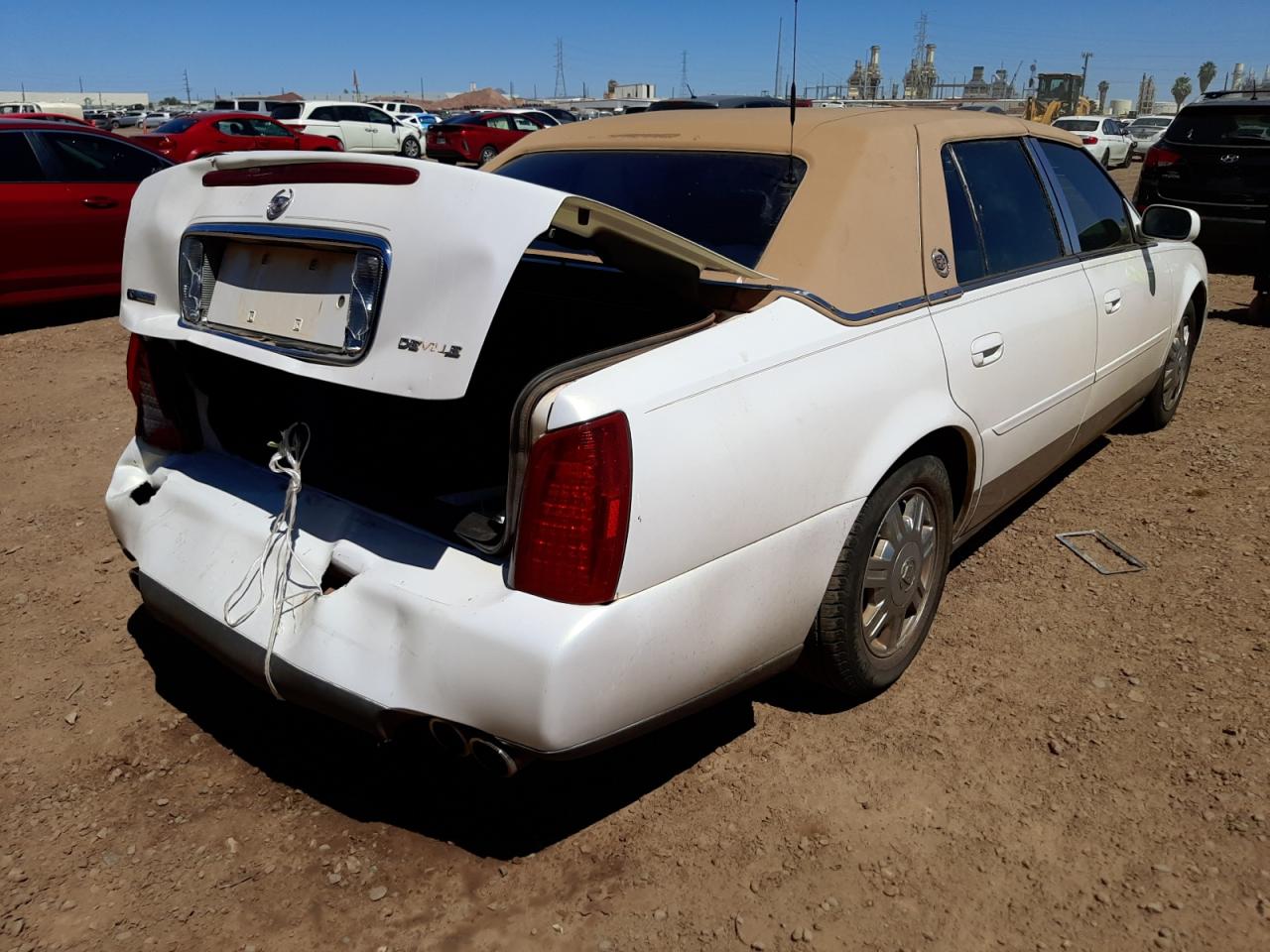 Photo 4 from auction – 2004 CADILLAC DEVILLE with VIN 1G6KD54Y24U246012
