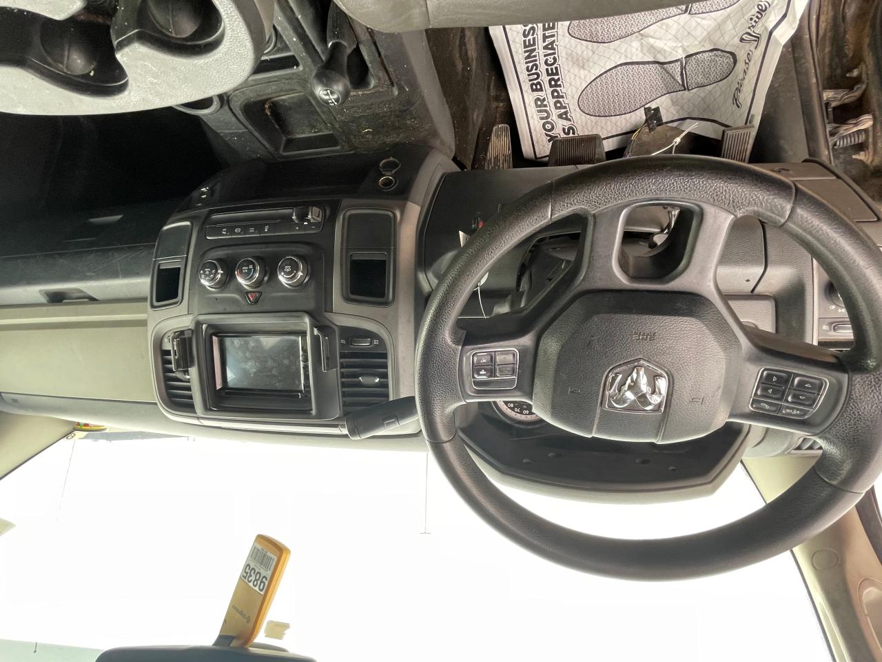 Photo 9 from auction – 2015 RAM 2500 ST with VIN 3C6UR5CLXFG659385