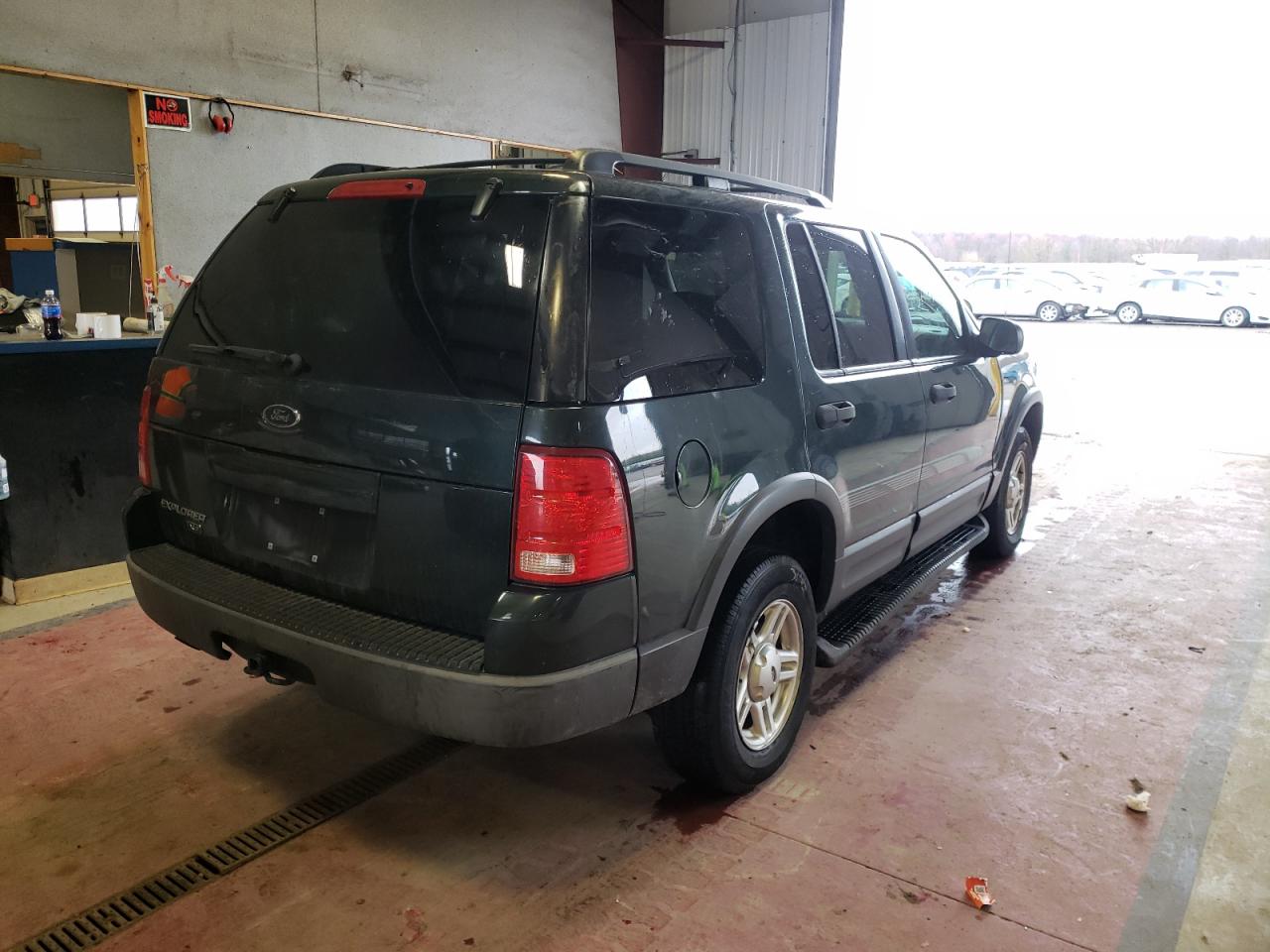 Photo 4 from auction – 2003 FORD EXPLORER X with VIN 1FMZU73K53UB47070