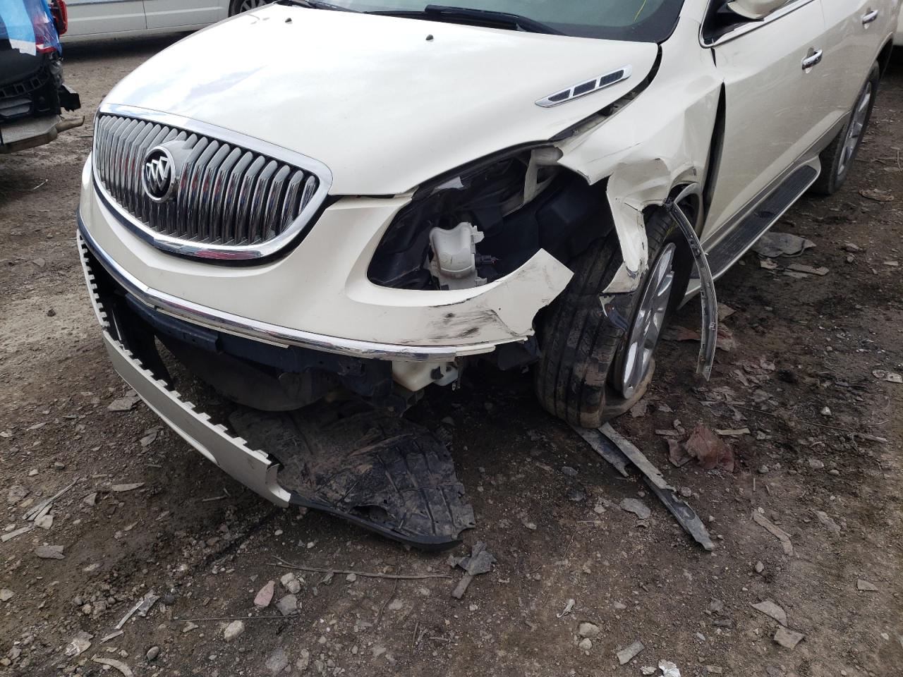 Photo 9 from auction – 2009 BUICK ENCLAVE CX with VIN 5GAER23D29J129047