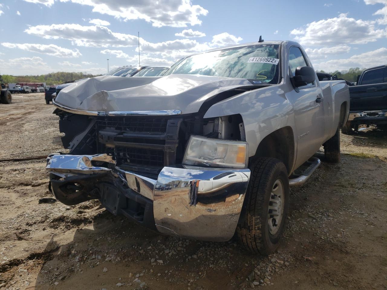 Photo 2 from auction – 2007 CHEVROLET SILVERADO with VIN 1GCHC24K77E550942