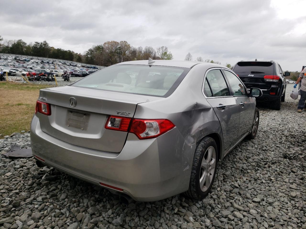 Photo 4 from auction – 2010 ACURA TSX with VIN JH4CU2F61AC043883