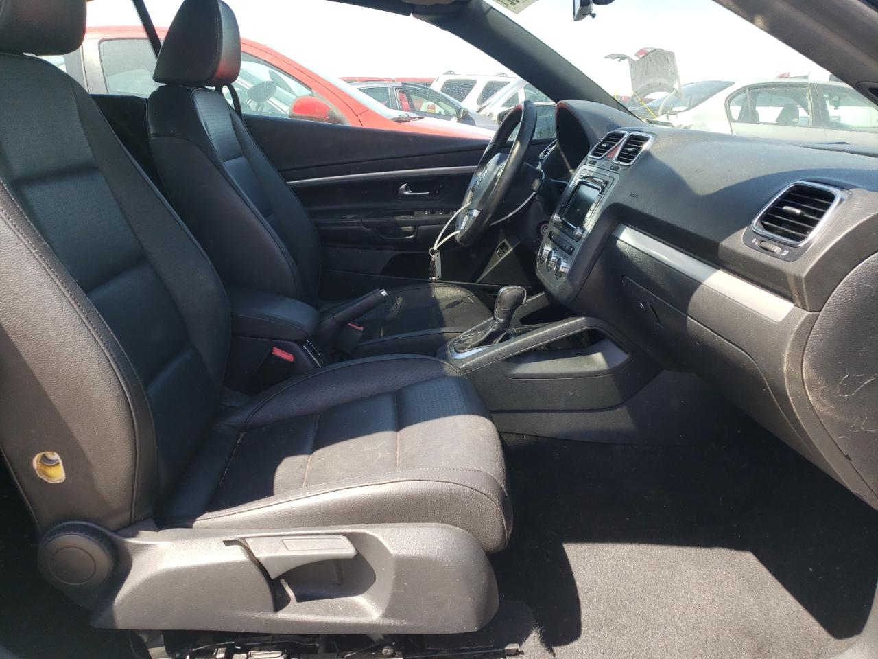 Photo 5 from auction – 2013 VOLKSWAGEN EOS KOMFOR with VIN WVWBW8AH9DV001022