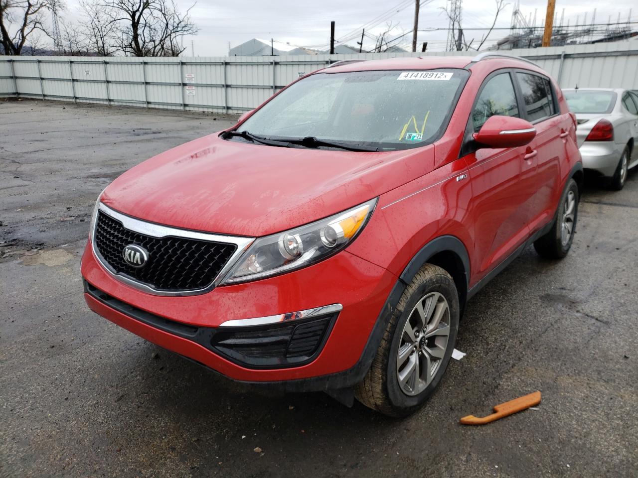 Photo 2 from auction – 2015 KIA SPORTAGE L with VIN KNDPBCAC0F7700880