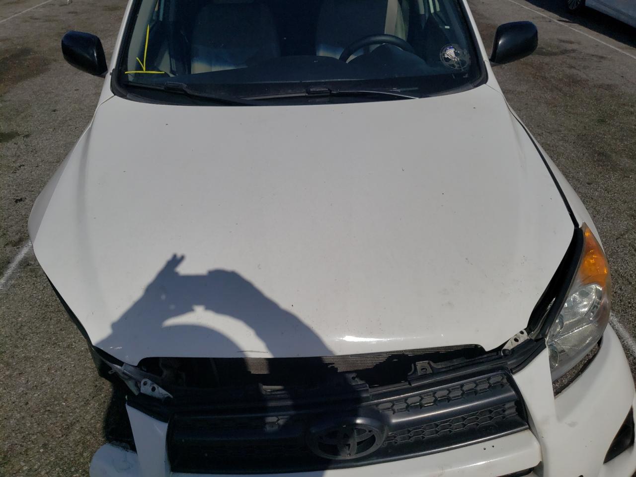 Photo 7 from auction – 2010 TOYOTA RAV4 with VIN JTMKF4DV4A5018686