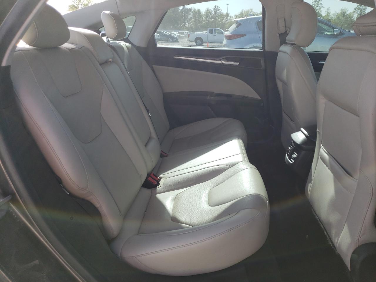 Photo 6 from auction – 2016 FORD FUSION TIT with VIN 3FA6P0K98GR207527