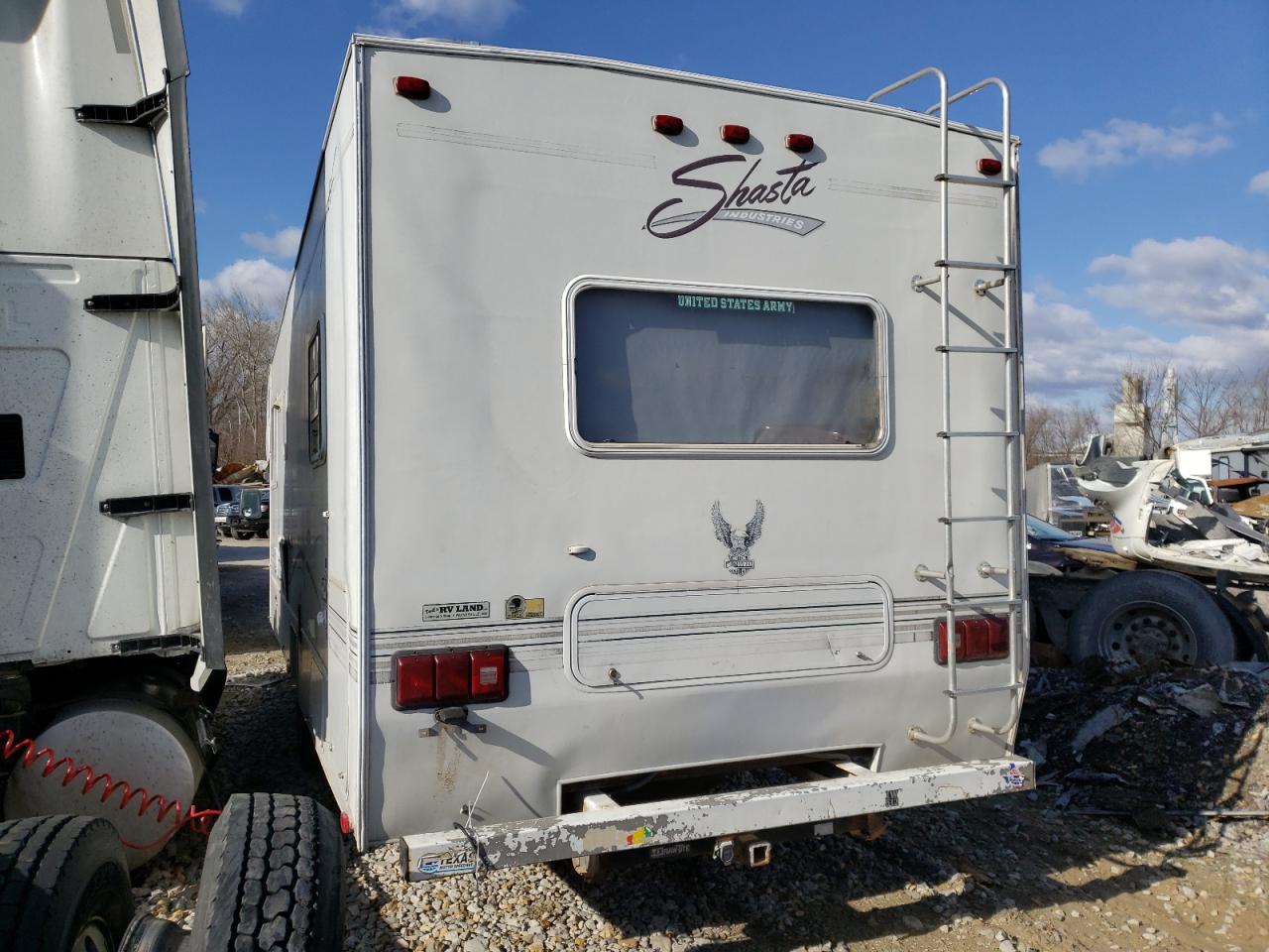 Photo 3 from auction – 2000 FORD ECONOLINE with VIN 1FDXE45S0YHA89174