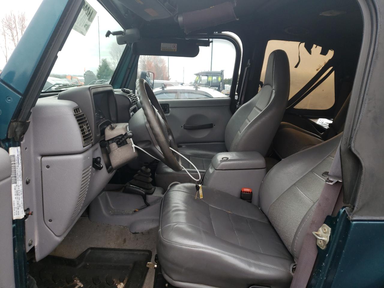 Photo 5 from auction – 1998 JEEP WRANGLER / with VIN 1J4FY19S6WP734827