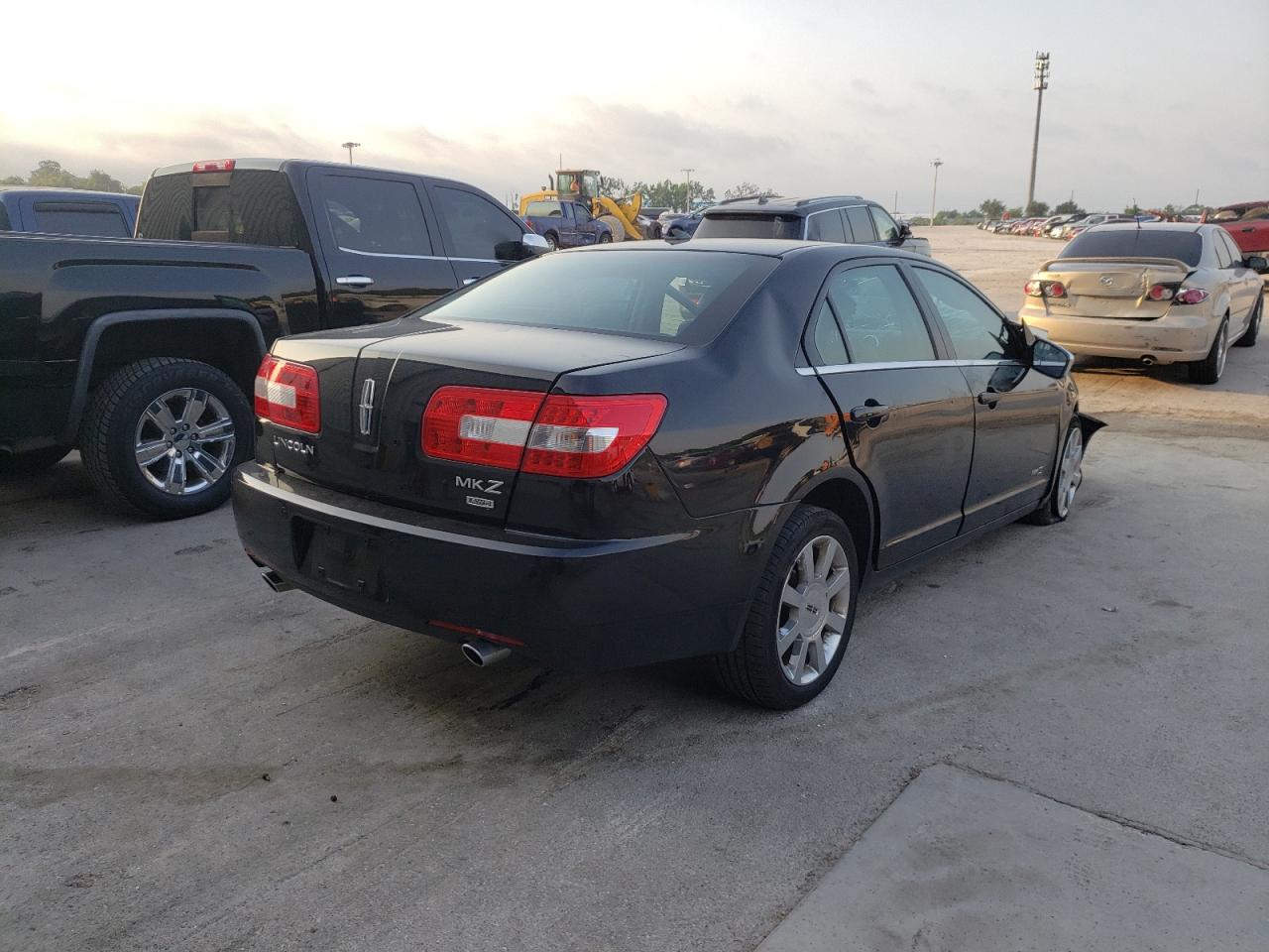 Photo 4 from auction – 2008 LINCOLN MKZ with VIN 3LNHM28T58R647633