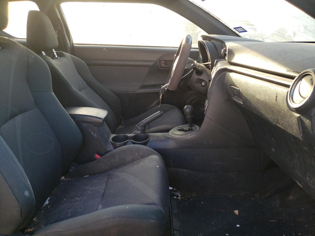Photo 5 from auction – 2013 TOYOTA SCION TC with VIN JTKJF5C72D3066247