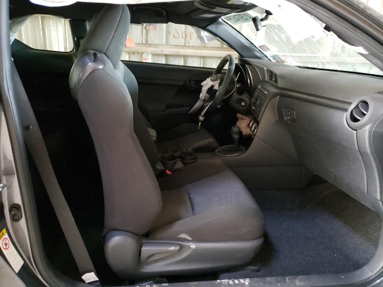 Photo 5 from auction – 2012 SCION TC with VIN JTKJF5C75C3028316