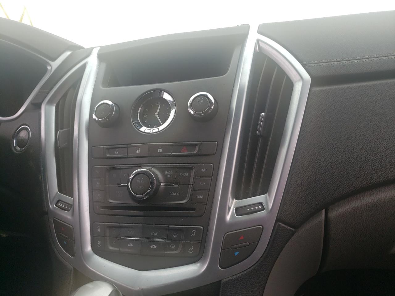 Photo 9 from auction – 2010 CADILLAC SRX with VIN 3GYFNGEY0AS579711