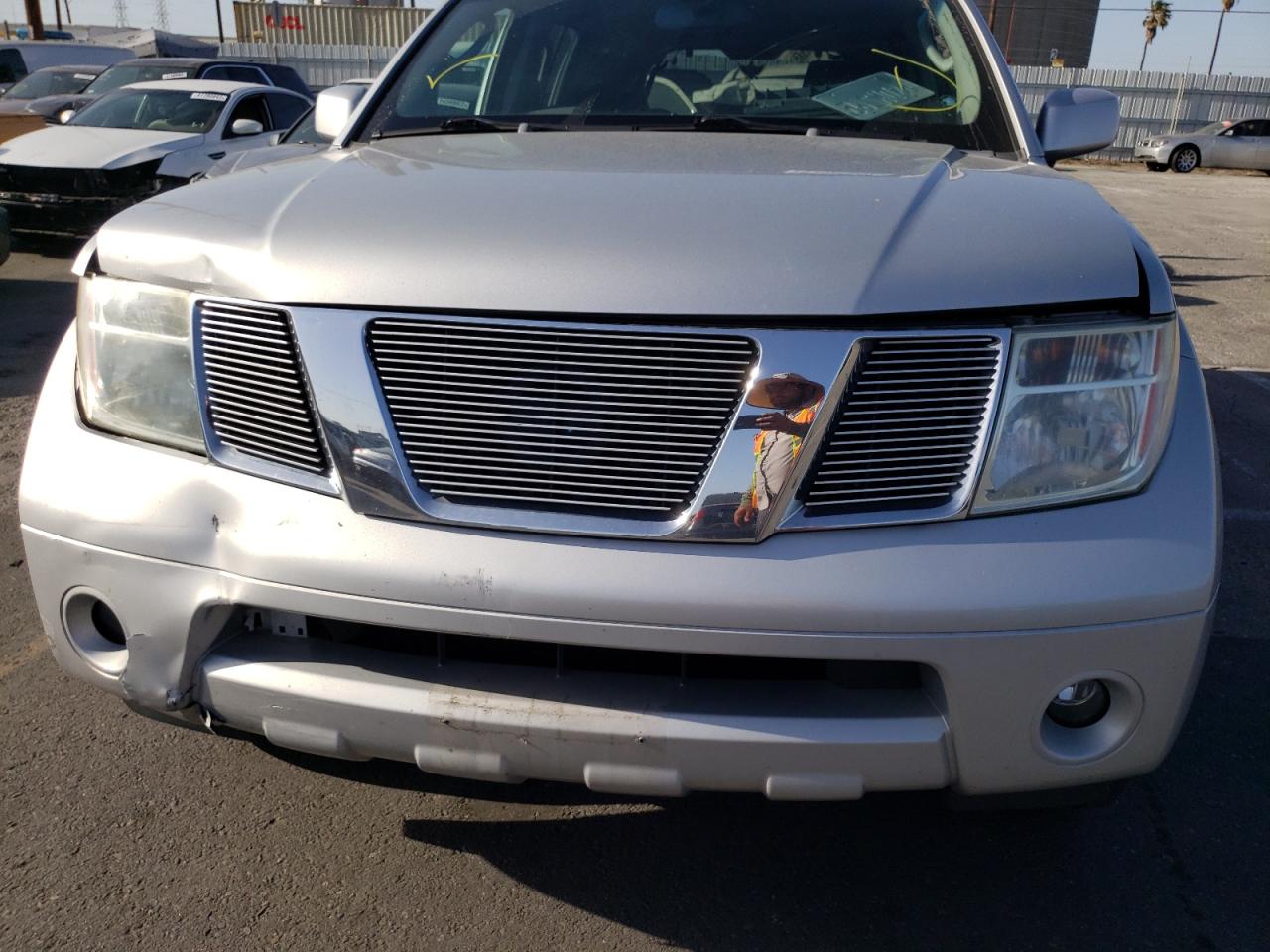 Photo 9 from auction – 2005 NISSAN PATHFINDER with VIN 5N1AR18U25C769768