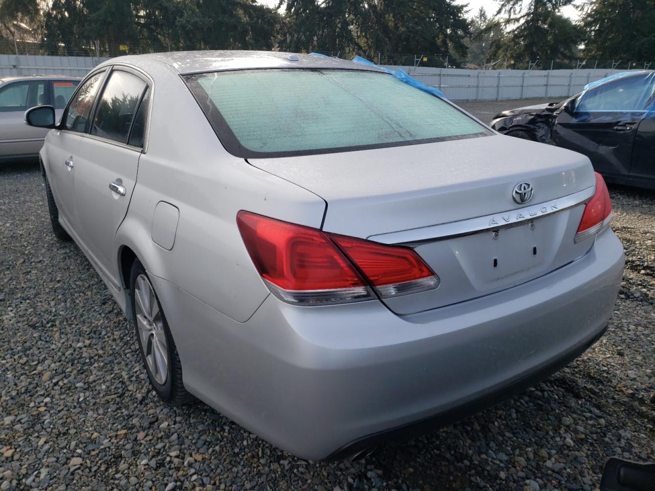 Photo 3 from auction – 2011 TOYOTA AVALON BAS with VIN 4T1BK3DB0BU373465