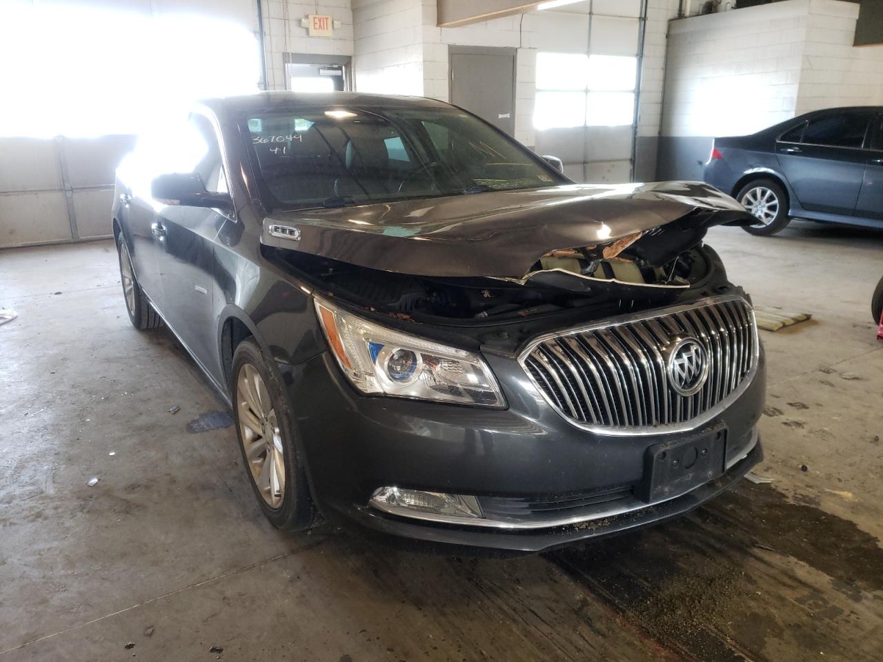BUICK LACROSSE 2016 with VIN 1G4GB5G31GF176029 - Photo from auction