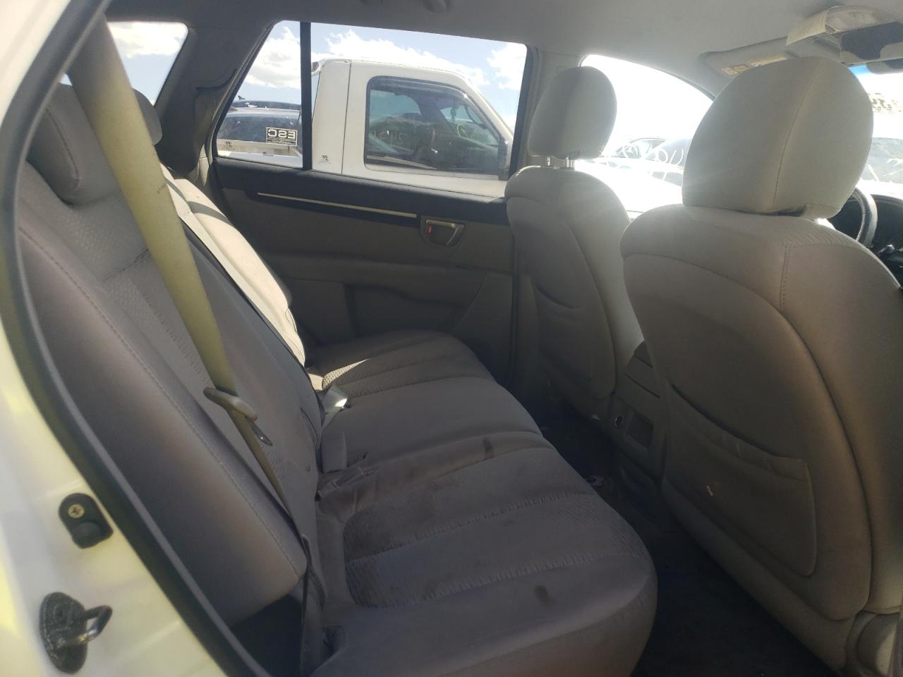 Photo 6 from auction – 2007 HYUNDAI SANTA FE G with VIN 5NMSG13D27H083773