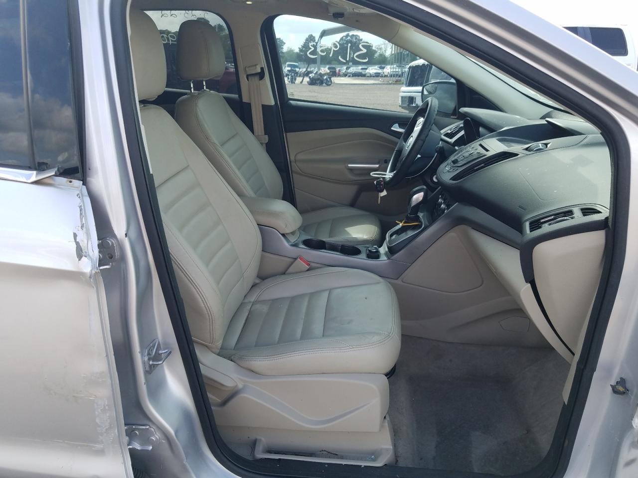Photo 5 from auction – 2014 FORD ESCAPE SE with VIN 1FMCU0GX2EUB71560