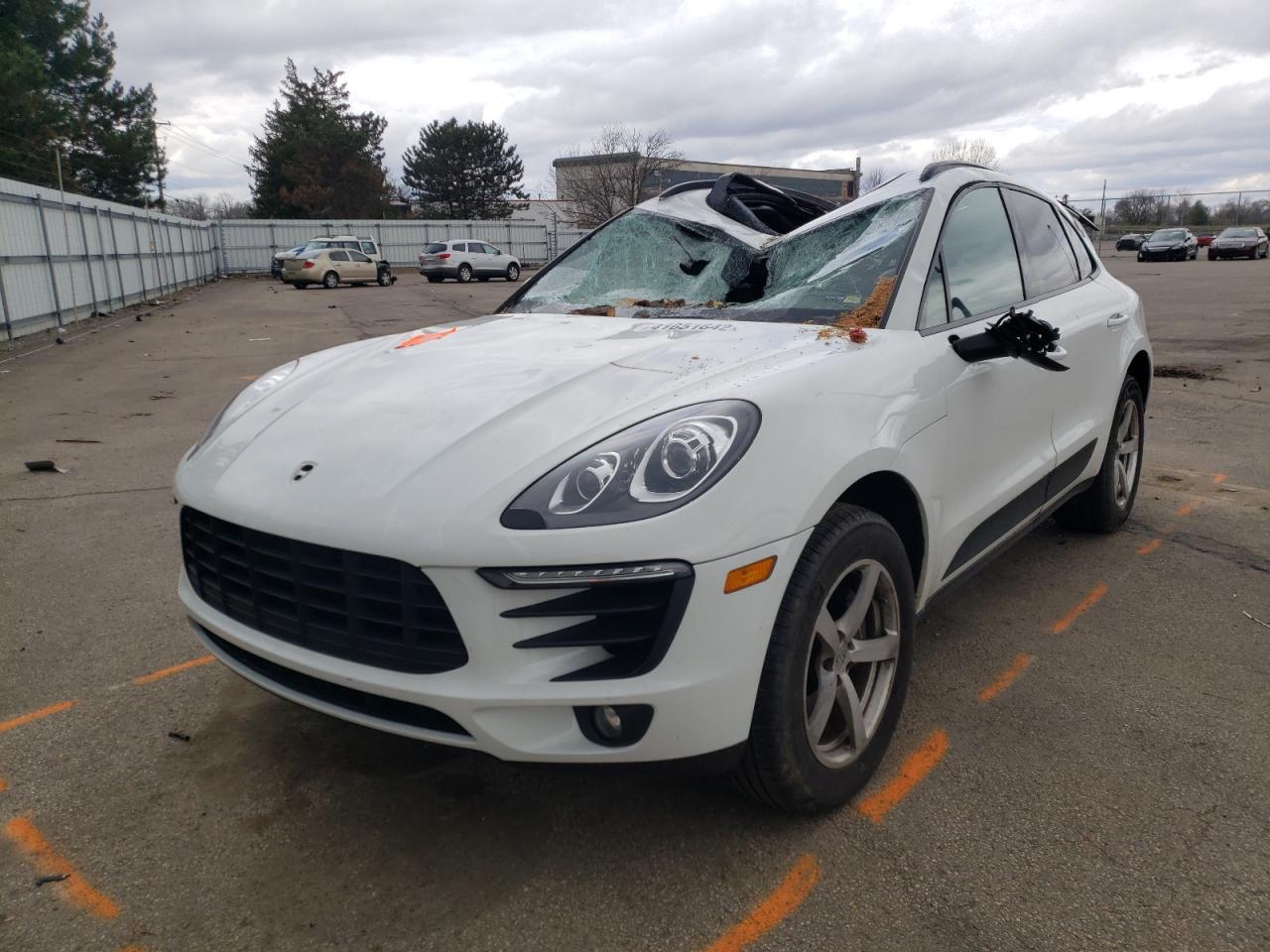 Photo 2 from auction – 2017 PORSCHE MACAN with VIN WP1AA2A54HLB08640