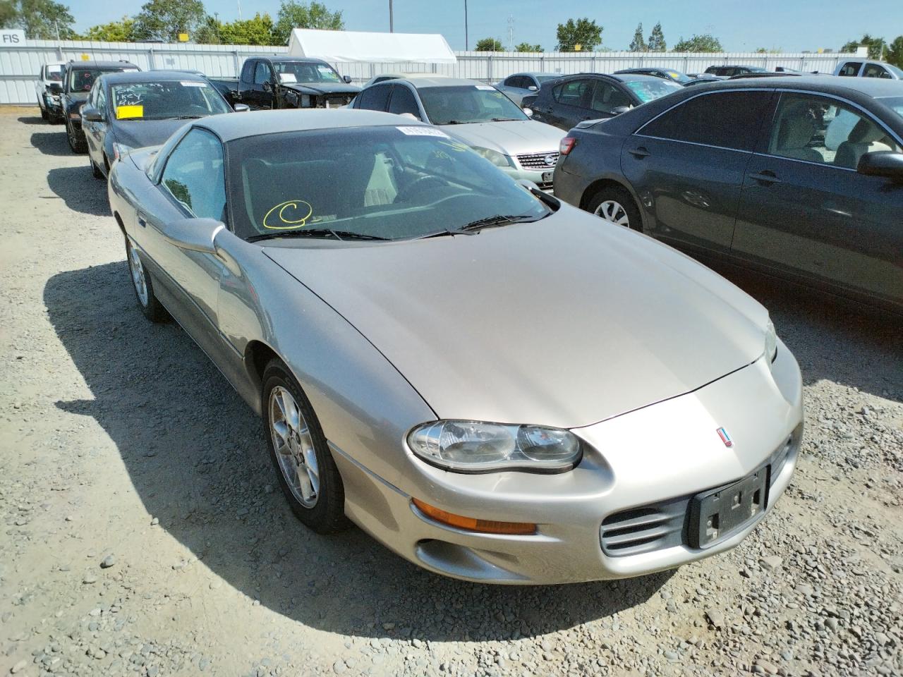 CHEVROLET CAMARO 2002 with VIN 2G1FP22K622140127 - Photo from auction