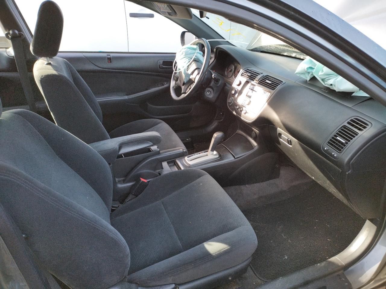 Photo 5 from auction – 2005 HONDA CIVIC EX with VIN 1HGEM22955L041300