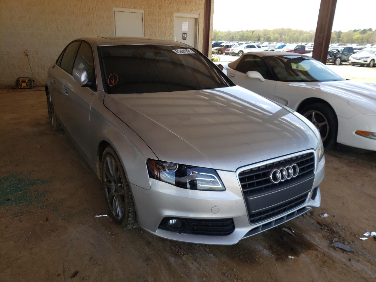 AUDI A4 PREMIUM 2010 with VIN WAUEFAFL3AN039081 - Photo from auction