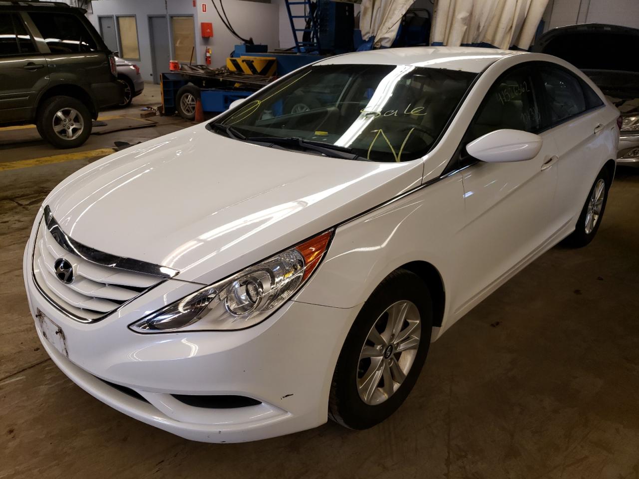 Photo 2 from auction – 2011 HYUNDAI SONATA GLS with VIN 5NPEB4AC7BH169440