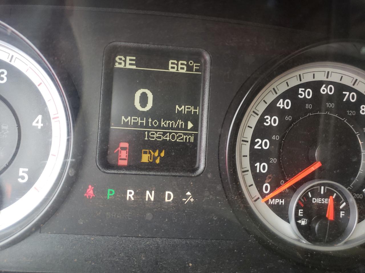 Photo 8 from auction – 2015 RAM 3500 with VIN 3C7WRTCLXFG526523