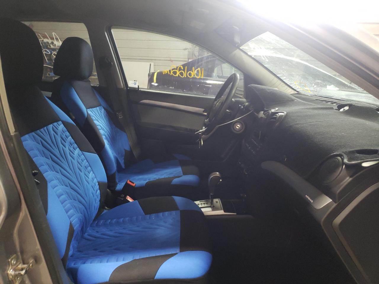 Photo 5 from auction – 2011 CHEVROLET AVEO LS with VIN KL1TD6DE3BB180275