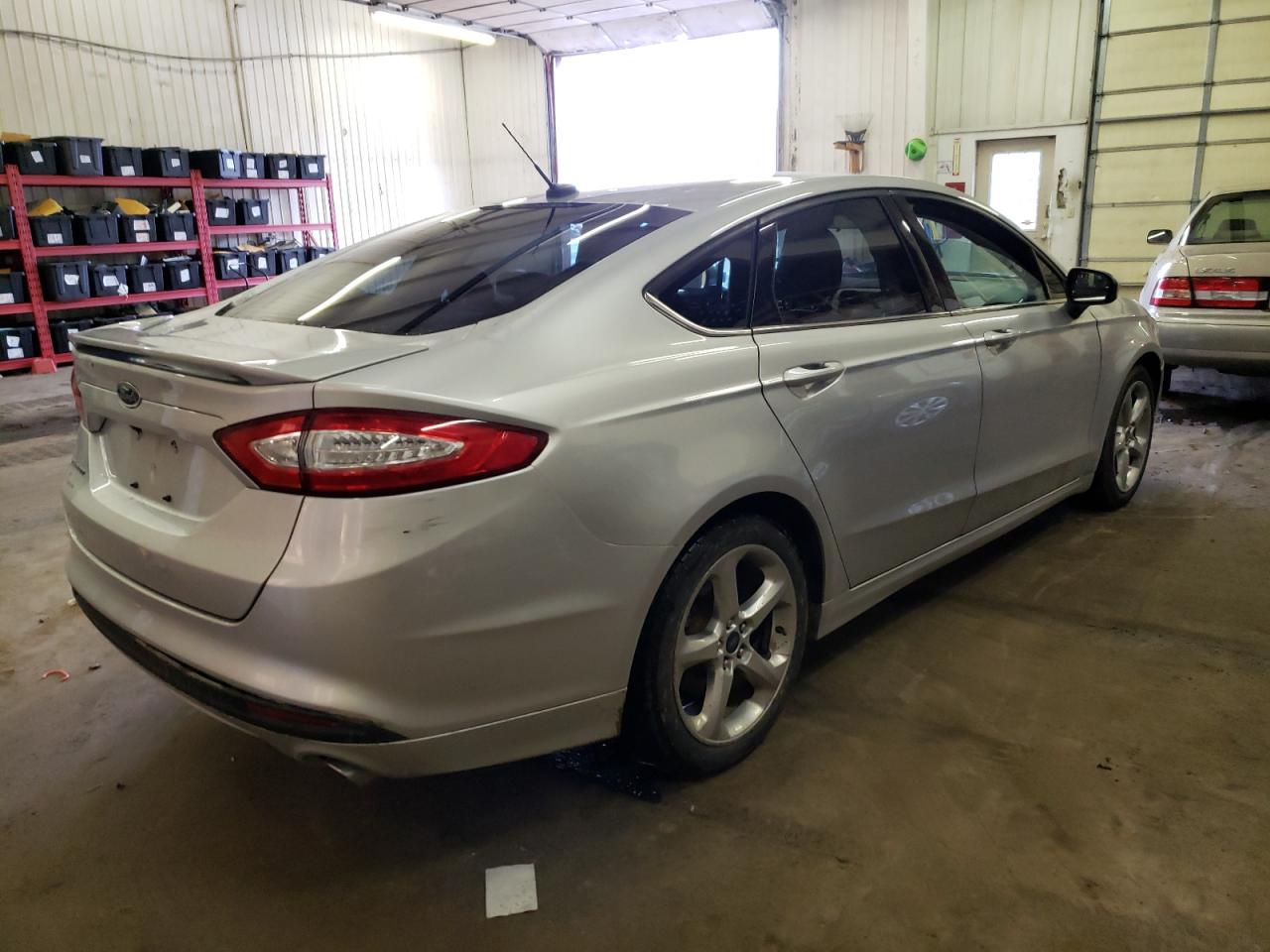 Photo 4 from auction – 2016 FORD FUSION S with VIN 3FA6P0G78GR184919