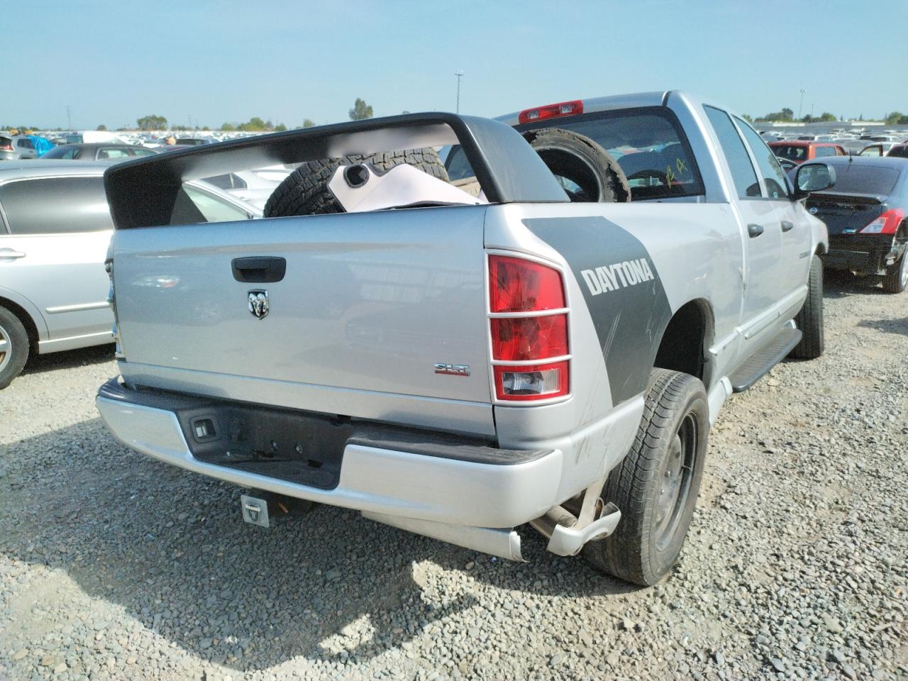 Photo 4 from auction – 2005 DODGE RAM 1500 S with VIN 1D7HA18D55J603563