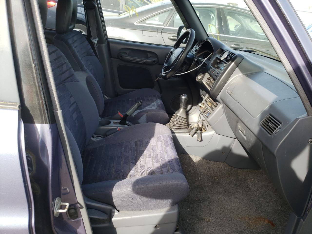 Photo 5 from auction – 1997 TOYOTA RAV4 with VIN JT3HP10V2V0137758