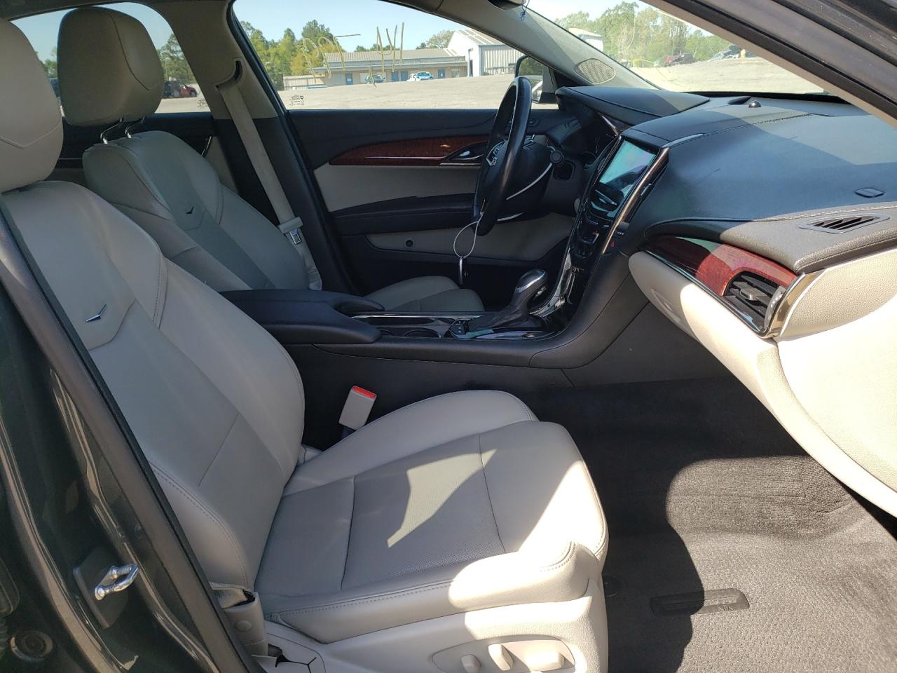 Photo 5 from auction – 2017 CADILLAC ATS LUXURY with VIN 1G6AB5RX2H0129058