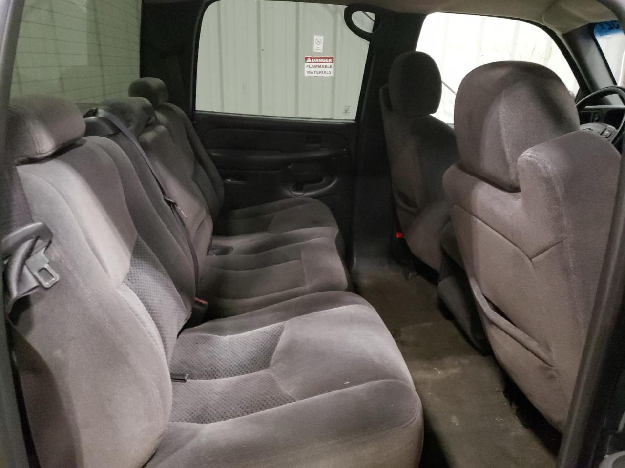 Photo 6 from auction – 2005 CHEVROLET SILVERADO with VIN 2GCEK13T251387139