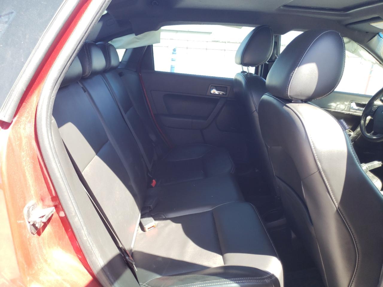 Photo 6 from auction – 2011 FORD FOCUS SEL with VIN 1FAHP3HN7BW199585