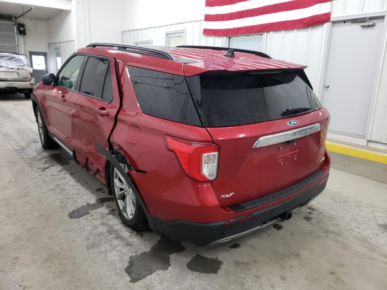 Photo 3 from auction – 2021 FORD EXPLORER X with VIN 1FMSK8DHXMGA76982
