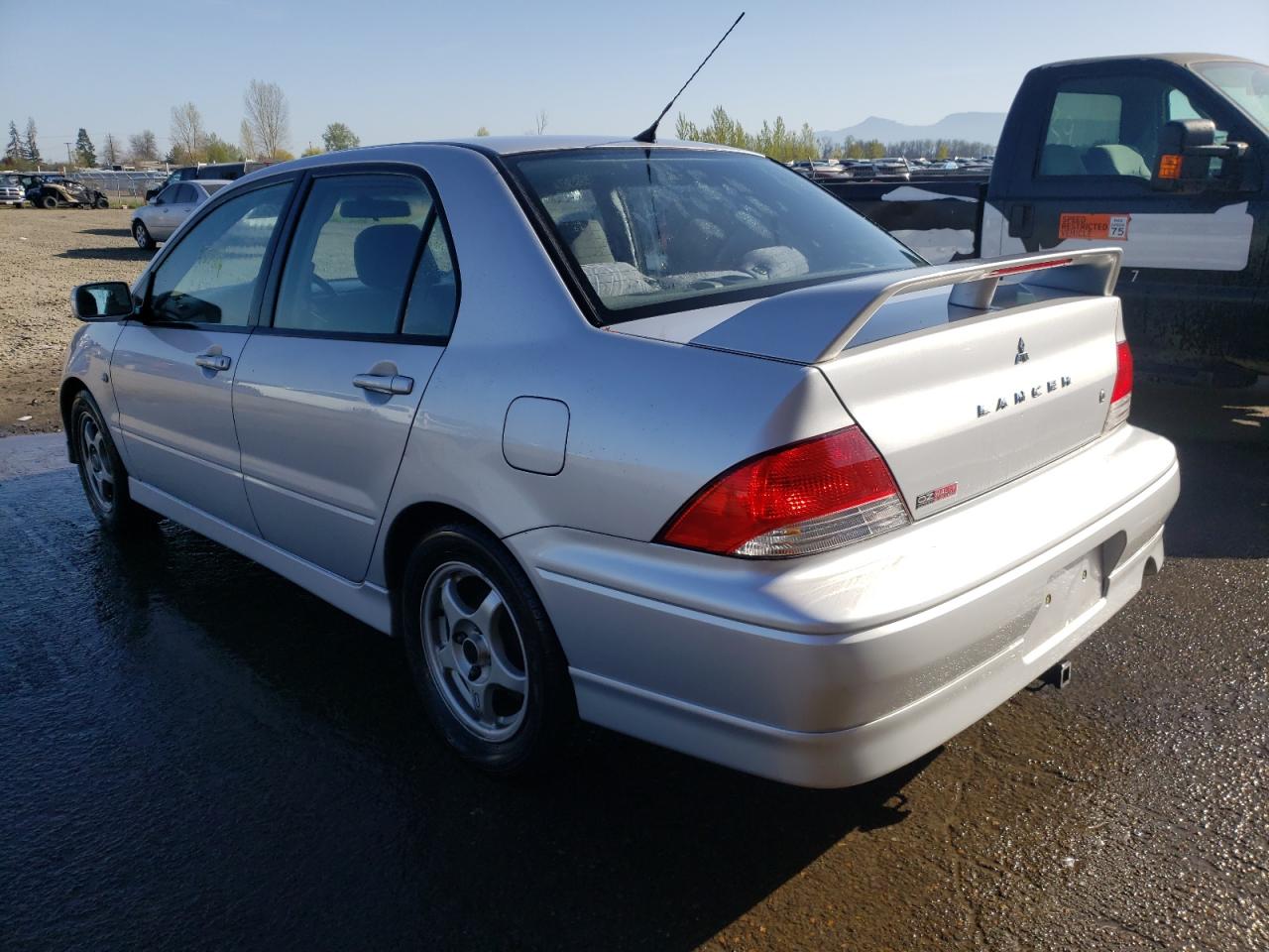 Photo 3 from auction – 2003 MITSUBISHI LANCER with VIN JA3AJ86E93U069414