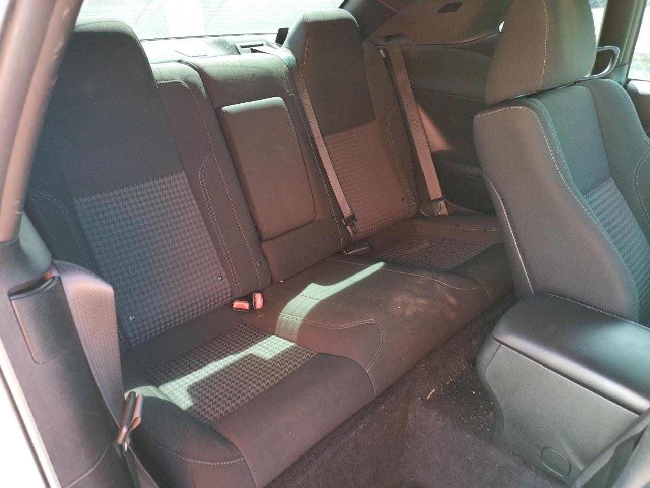 Photo 6 from auction – 2017 DODGE CHALLENGER with VIN 2C3CDZBT6HH611126