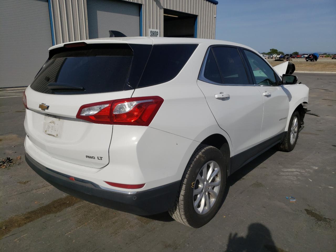 Photo 4 from auction – 2018 CHEVROLET EQUINOX LT with VIN 2GNAXSEV1J6282861