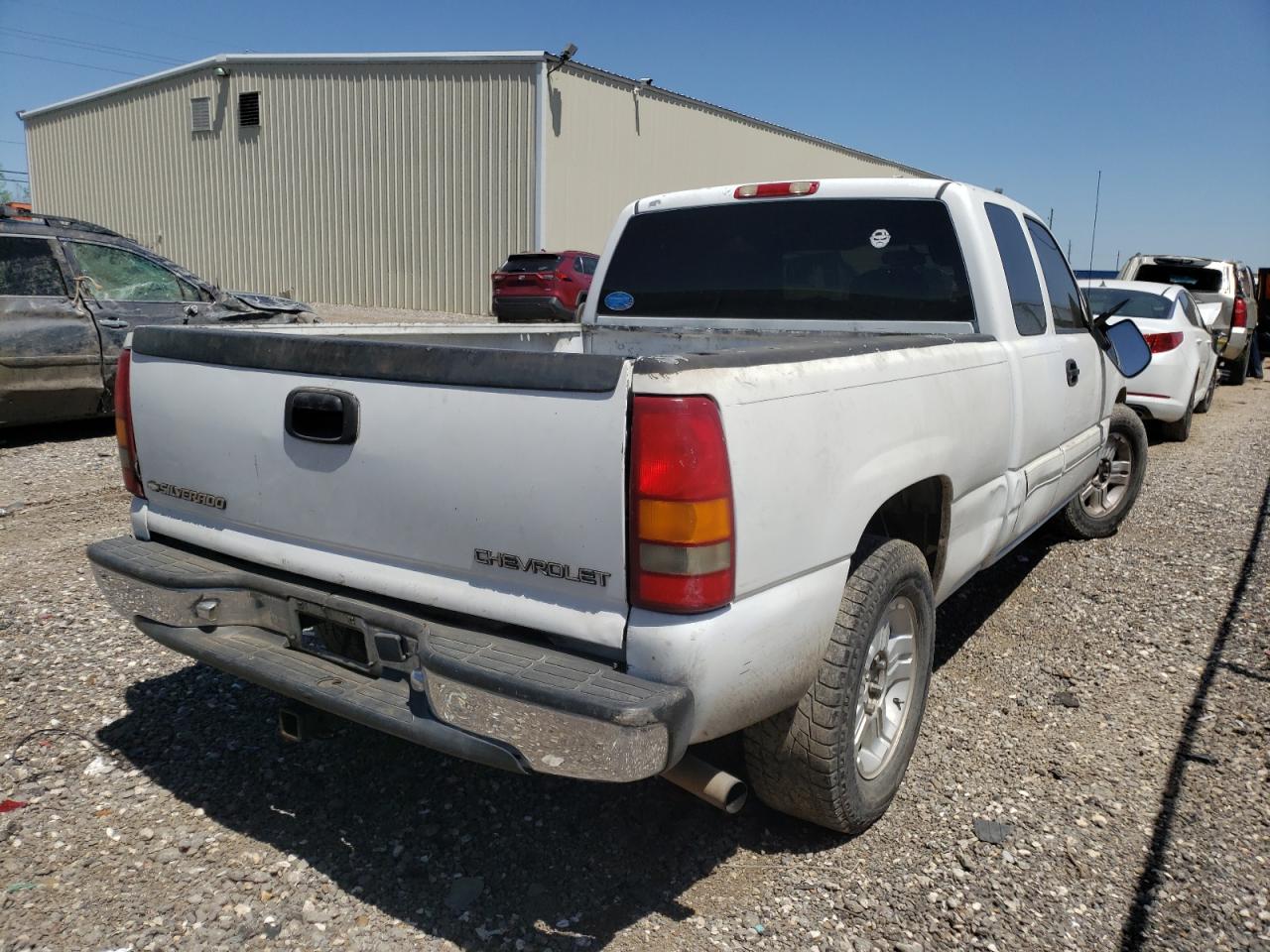 Photo 4 from auction – 2003 CHEVROLET SILVERADO with VIN 2GCEC19V831382658